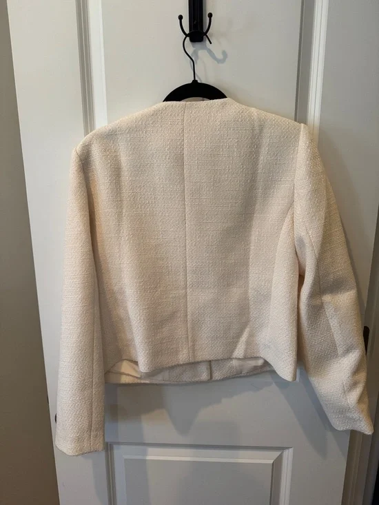 Chanel Bouclé Button-Front Jacket - Picture 4 of 5